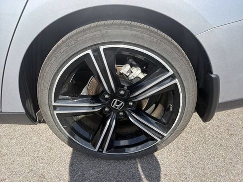 Used 2025 Honda Accord Sport image 19