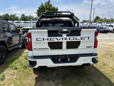 Used 2023 Chevrolet Silverado 1500 RST w/ Rally Edition RWD image 7