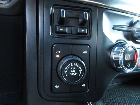 Certified 2021 Ford F150 Raptor w/ Equipment Group 801A High image 18