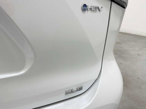 Certified 2026 Toyota Highlander XLE AWD/4WD image 30