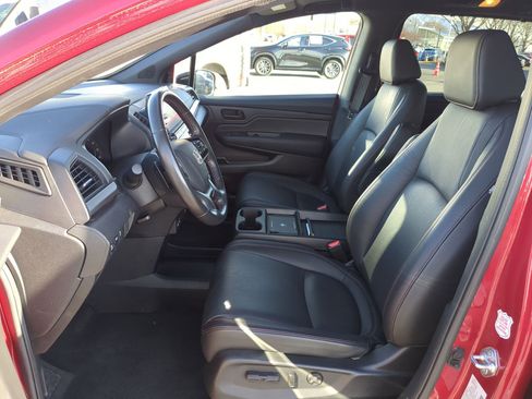 Used 2025 Honda Odyssey Sport-L image 18