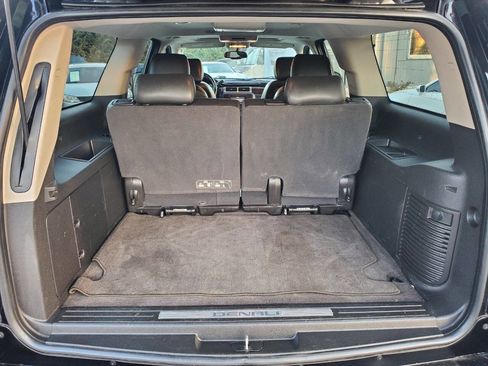 Used 2013 GMC Yukon XL Denali image 20
