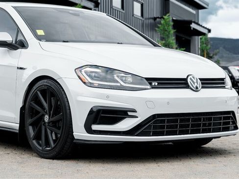Used 2019 Volkswagen Golf R 4-Door AWD/4WD image 9