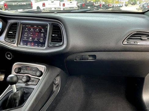 Used 2019 Dodge Challenger R/T Scat Pack image 21