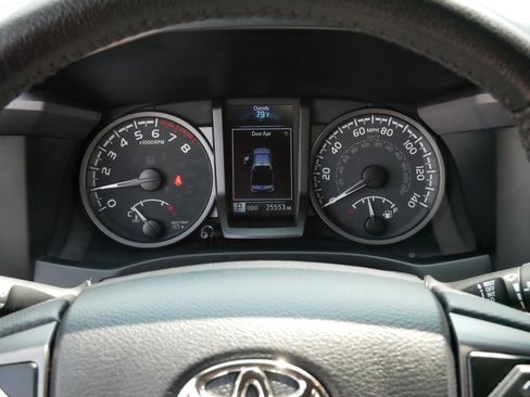 Used 2023 Toyota Tacoma TRD Off-Road AWD/4WD image 21