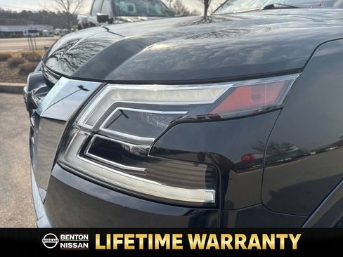 Certified 2022 Nissan Armada SL image 36