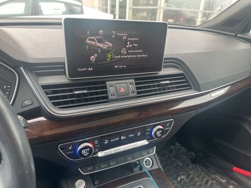 Used 2019 Audi Q5 2.0T Premium Plus w/ Premium Plus Package image 8