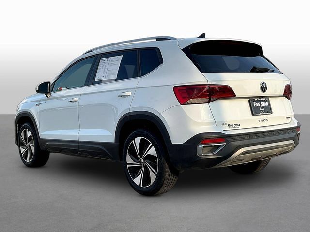 Used 2024 Volkswagen Taos SE AWD/4WD image 5