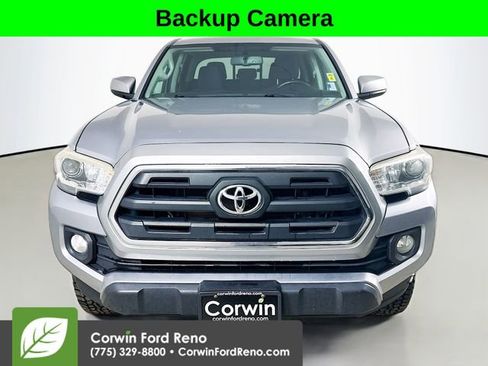 Used 2016 Toyota Tacoma SR5 w/ SR5 Appearance Package (DN) image 2