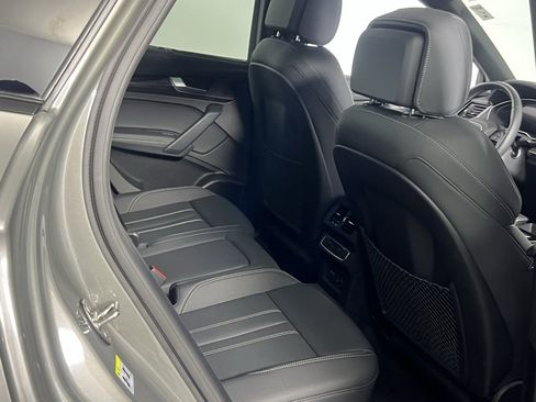 Used 2024 Audi SQ5 Premium Plus w/ Premium Plus Package image 31