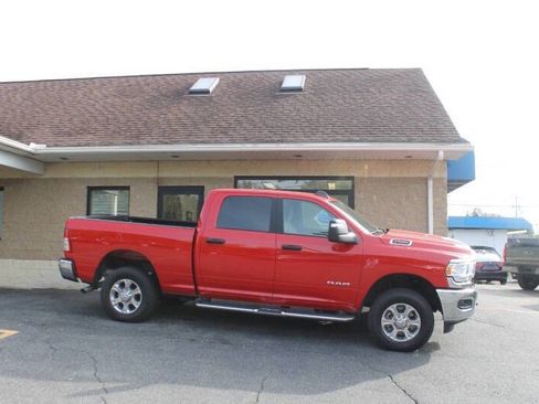 Used 2024 RAM 2500 Big Horn w/ Bed Utility Group image 2