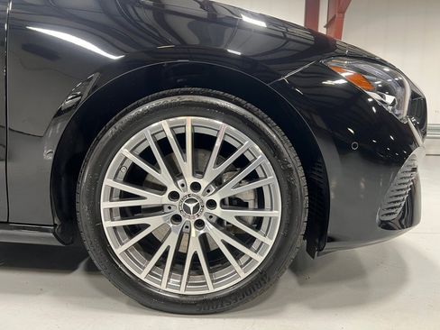 Used 2025 Mercedes-Benz CLA 250 4MATIC image 16
