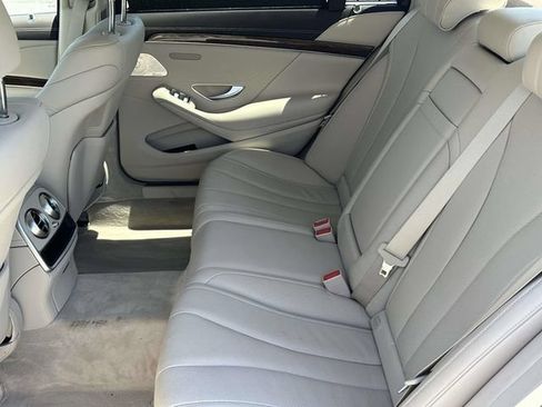 Used 2017 Mercedes-Benz S 550 4MATIC Sedan image 12