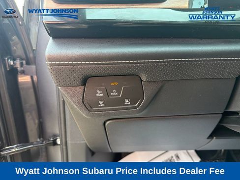 Used 2025 Volkswagen Atlas SE FWD image 21