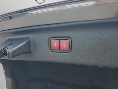 Used 2026 Mercedes-Benz S 580 4MATIC Sedan image 10