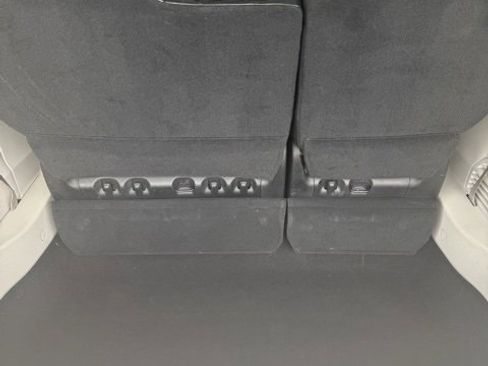 Used 2019 Chrysler Pacifica Limited image 11