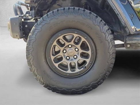 Used 2023 Jeep Wrangler Unlimited Rubicon 392 AWD/4WD image 13