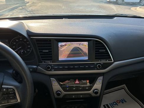 Used 2018 Hyundai Elantra SEL w/ Cargo Package image 30