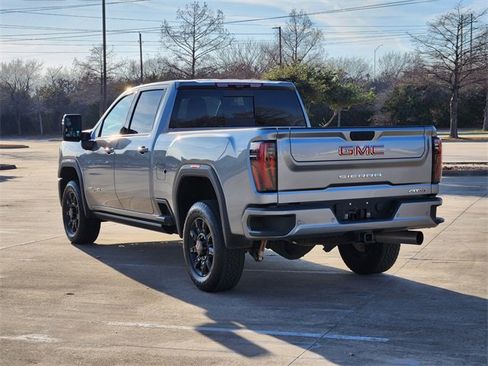 Used 2024 GMC Sierra 2500 AT4 w/ AT4 Premium Plus Package image 7