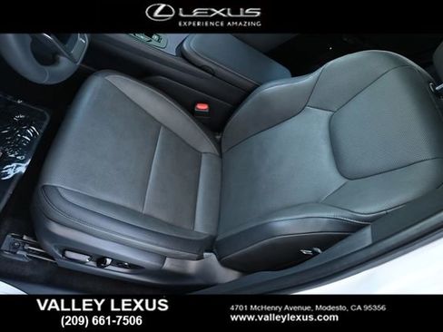 Used 2024 Lexus RZ 300e Premium w/ Accessory Package (P5) FWD image 17