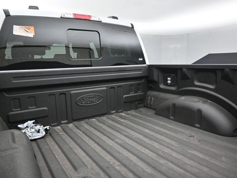 New 2025 Ford F150 Lariat w/ Equipment Group 502A High image 24