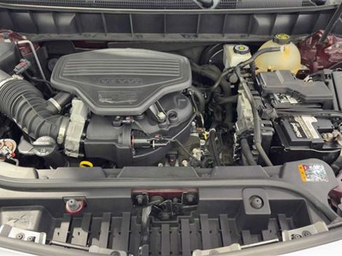 Used 2019 Cadillac XT5 Platinum image 38