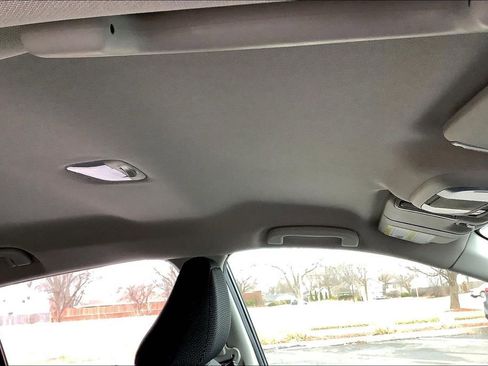 Used 2024 Subaru Crosstrek 2.0i Premium image 25