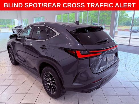 Used 2025 Lexus NX 250 FWD w/ Towing Package (2000 Lbs) image 5