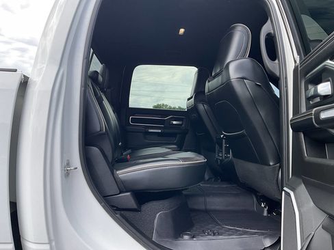 Used 2019 RAM 2500 Laramie AWD/4WD image 15