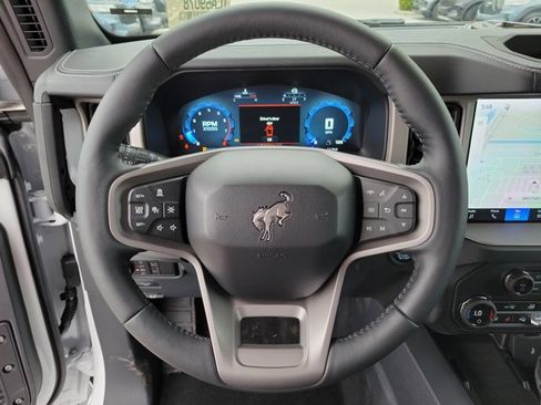 New 2026 Ford Bronco Outer Banks w/ Sasquatch Package image 27