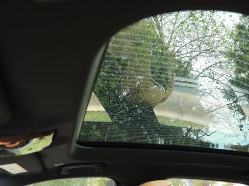 New 2026 BMW 740i xDrive w/ Premium Package image 22