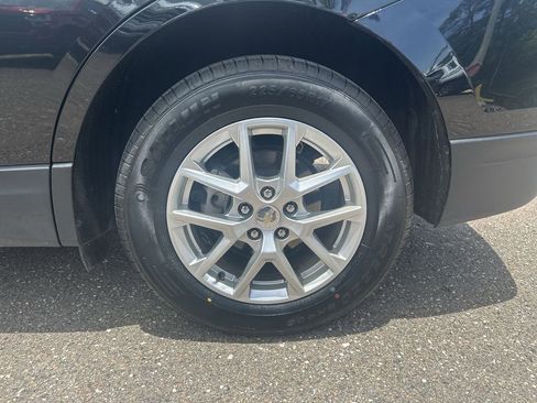 Used 2024 Chevrolet Equinox LT AWD/4WD image 32