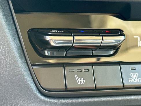 Used 2025 MAZDA CX-90 Plug-In Hybrid w/ Preferred image 21