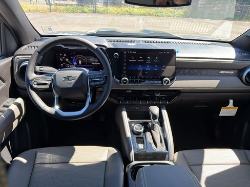 New 2026 Chevrolet Colorado ZR2 w/ Technology Package AWD/4WD image 18