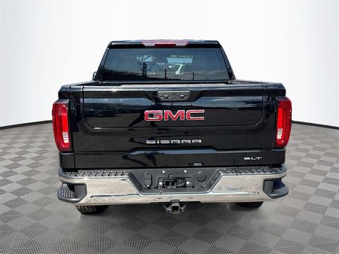 Used 2024 GMC Sierra 1500 SLT image 7