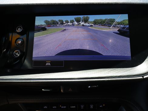 Used 2021 Buick Envision Preferred FWD image 31