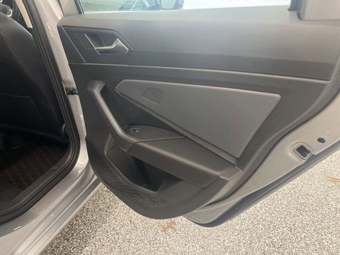 New 2026 Volkswagen Jetta SE image 33