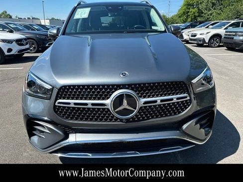 Certified 2026 Mercedes-Benz GLE 450 4MATIC image 2