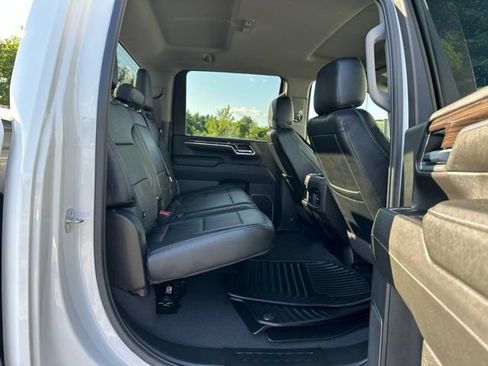 Used 2024 Chevrolet Silverado 2500 LT w/ All Star Edition AWD/4WD image 14