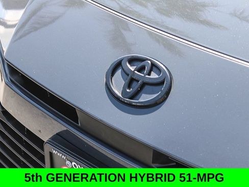 Used 2025 Toyota Camry LE FWD image 9