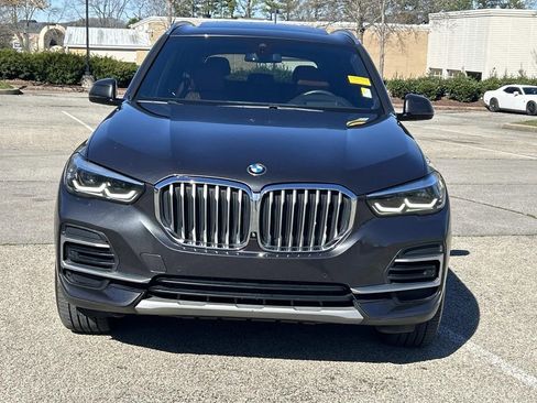 Used 2022 BMW X5 sDrive40i w/ Premium Package image 2