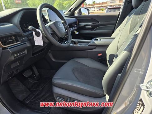 New 2026 Toyota Grand Highlander AWD Hybrid image 7