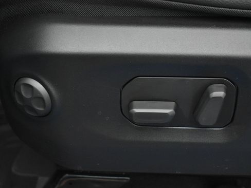 New 2026 Jeep Wrangler Unlimited Sahara AWD/4WD image 12