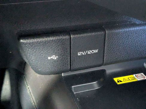 Used 2022 Toyota Camry XSE w/ Driver Assist Package FWD image 22