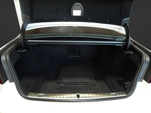 Used 2021 BMW 750i xDrive w/ Executive Package AWD/4WD image 9