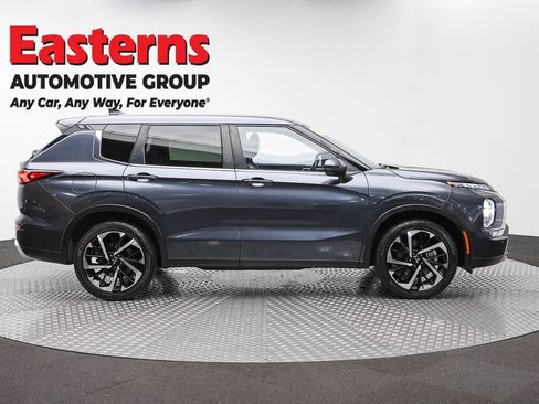 Used 2024 Mitsubishi Outlander SE FWD image 4
