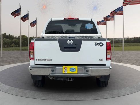 Used 2007 Nissan Frontier SE w/ SE Value Truck Pkg image 5
