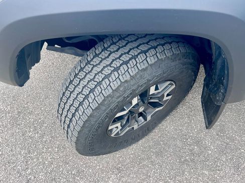 Used 2023 Toyota Tacoma TRD Off-Road AWD/4WD image 30
