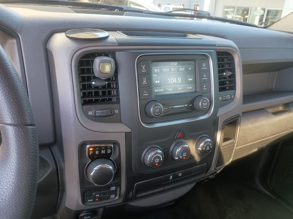 Used 2017 RAM 1500 Express w/ Black Ram 1500 Express Group AWD/4WD image 13