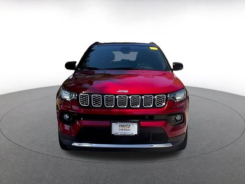 Used 2025 Jeep Compass Limited AWD/4WD image 10